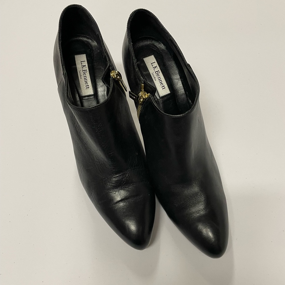 LK Bennett Doris Leather Heels Gold Zipper Booties size EURO 42 US 10.5